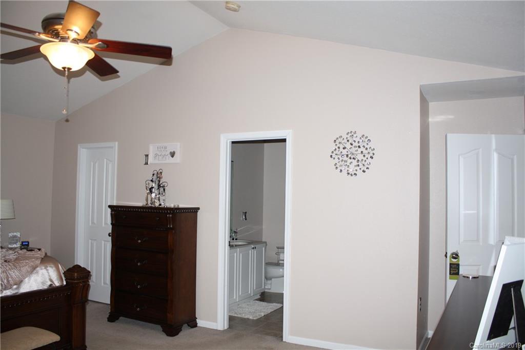 717 Overlook Road Lowell, NC 28098 - Photo 18 of 30 Gallery Image 18