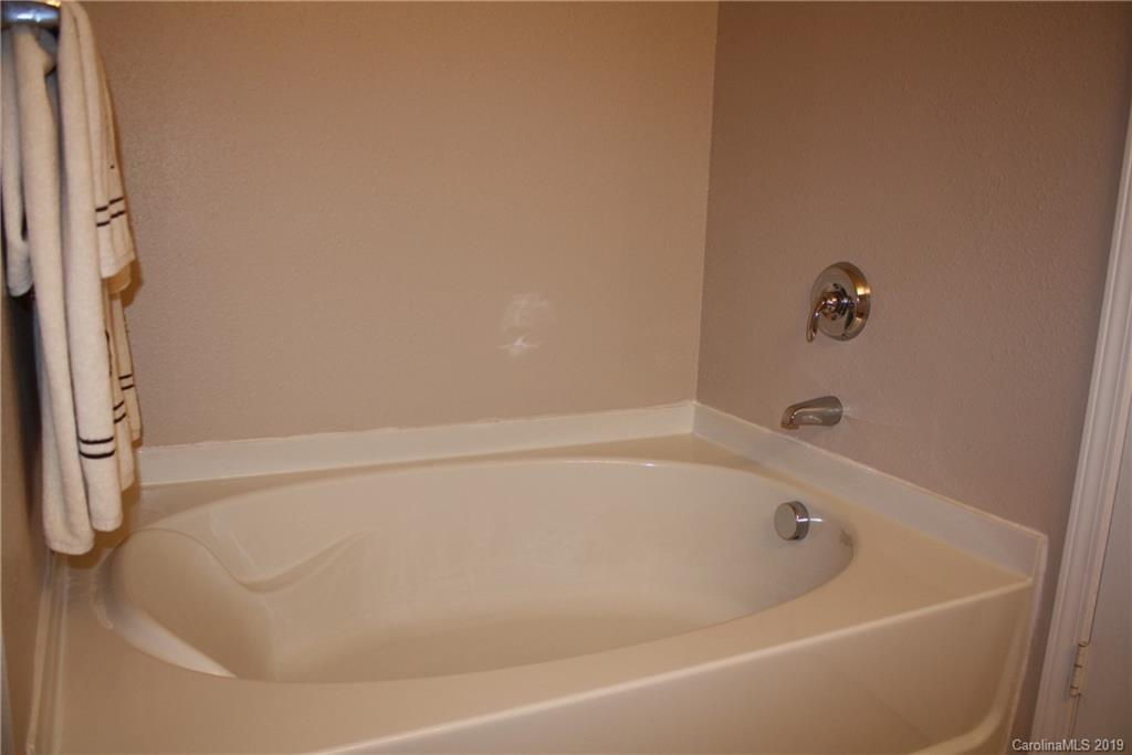 717 Overlook Road Lowell, NC 28098 - Photo 21 of 30 Gallery Image 21