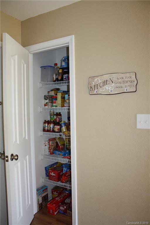 717 Overlook Road Lowell, NC 28098 - Photo 6 of 30 Gallery Image 6