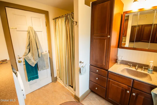 $674,900 | 40 Crosier Road, Hebron, NY 12865