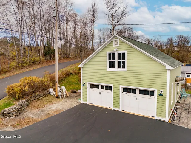 $674,900 | 40 Crosier Road, Hebron, NY 12865