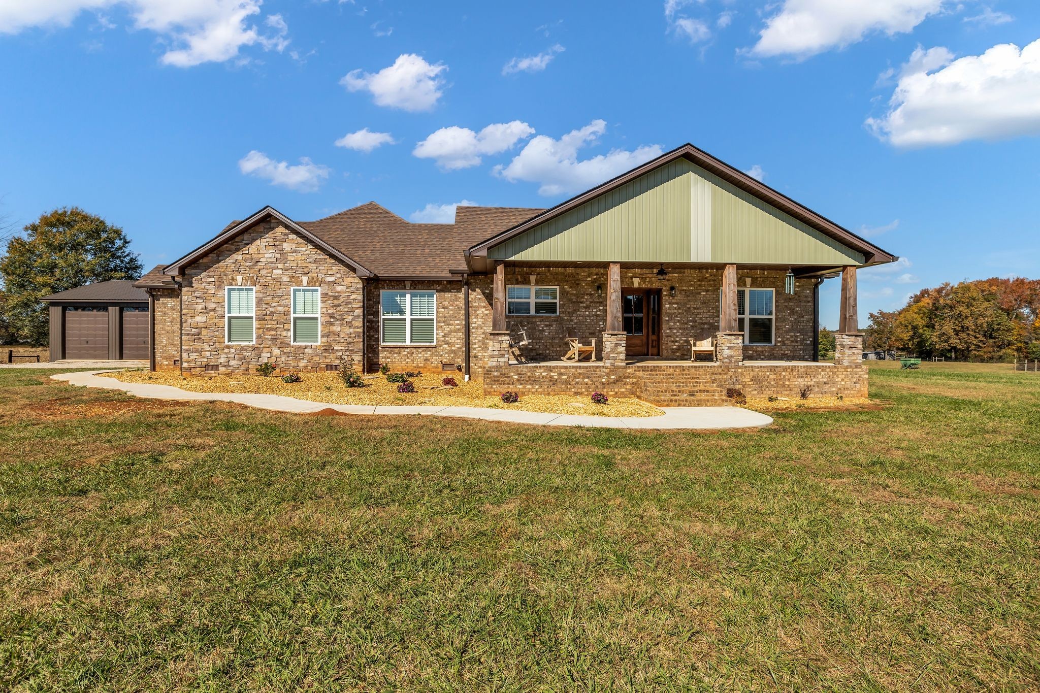 1645 Oak Grove Road Decherd, TN 37324 - Photo 3 of 46 Gallery Image 3