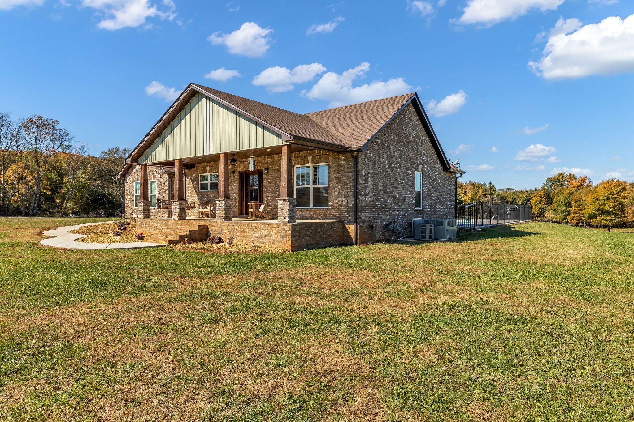 1645 Oak Grove Road Decherd, TN 37324 - Photo 4 of 46 Gallery Image 4