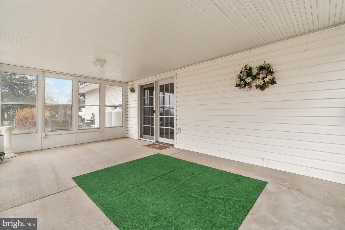7434 Round Hill Road Frederick, MD 21702 - Photo 29 of 38