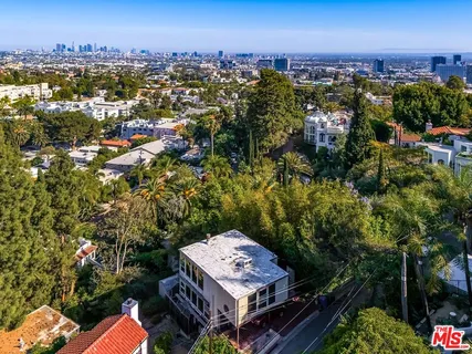 $899,000 | 2274 Vasanta Way, Los Angeles, CA 90068