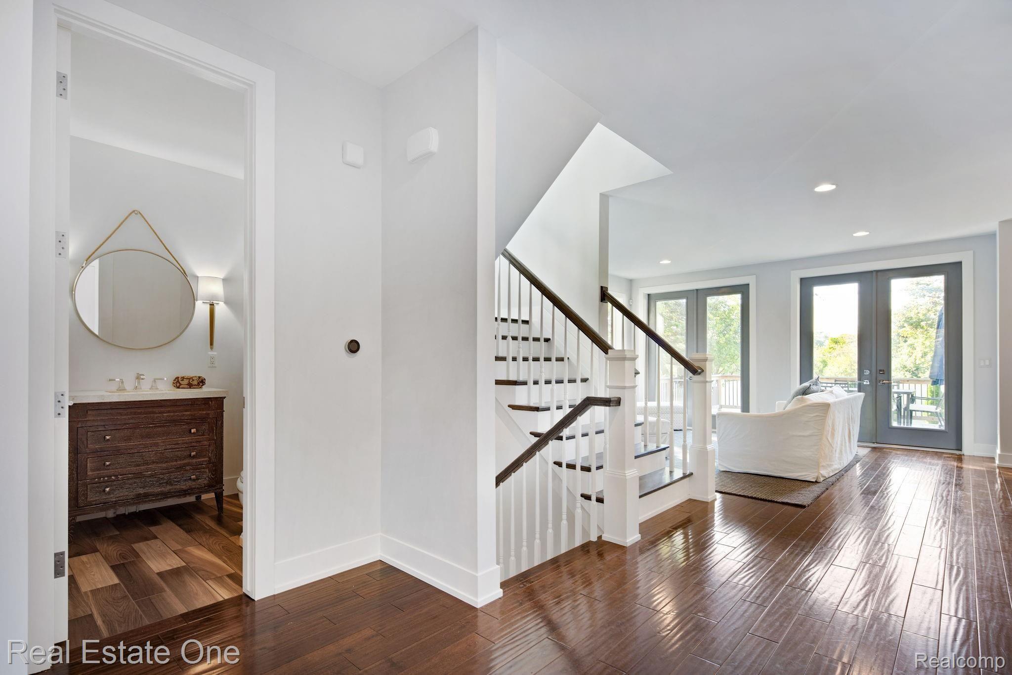1700 Pembroke Road Birmingham, MI 48009 - Photo 37 of 61 10-web-or-mls-1700-Pembroke-Rd-10.jpg