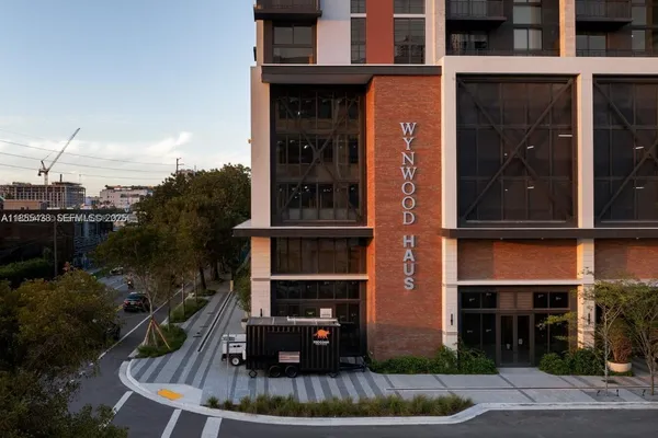 $3,790 | 23 Northeast 17th Terrace, Unit B4, Miami, FL 33132