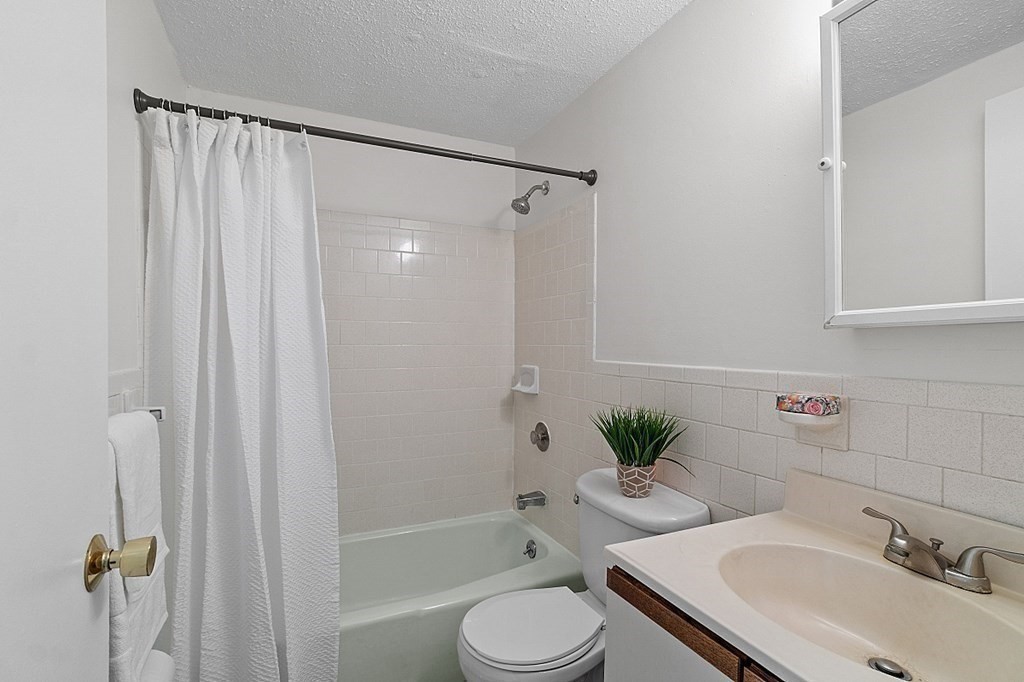 146 Swanson Road, Unit 406 Boxborough, MA 01719 - Photo 9 of 22
