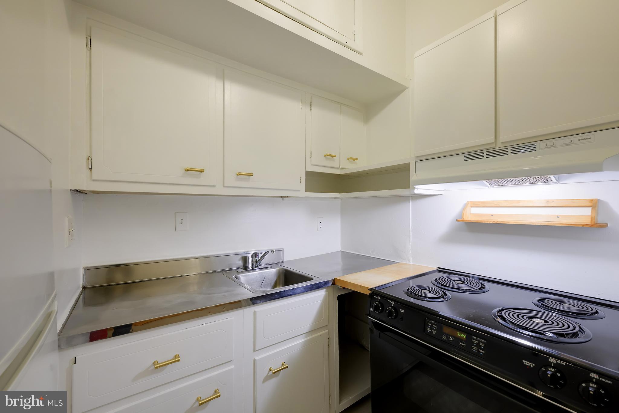 2908 Q Street Northwest, Unit 105 Washington, DC 20007 - Photo 6 of 19