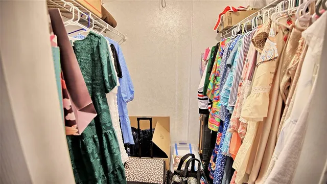 $400,000 | 901 Pigg Road, Bowie, TX 76230