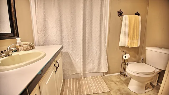 $400,000 | 901 Pigg Road, Bowie, TX 76230