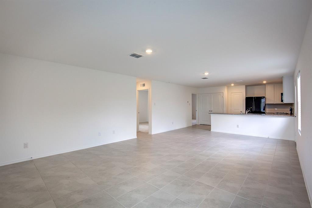 11831 Arkoma Drive Rhome, TX 76078 - Photo 7 of 30