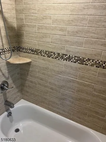 $2,400 | 206 Main Street, Millburn, NJ 07041