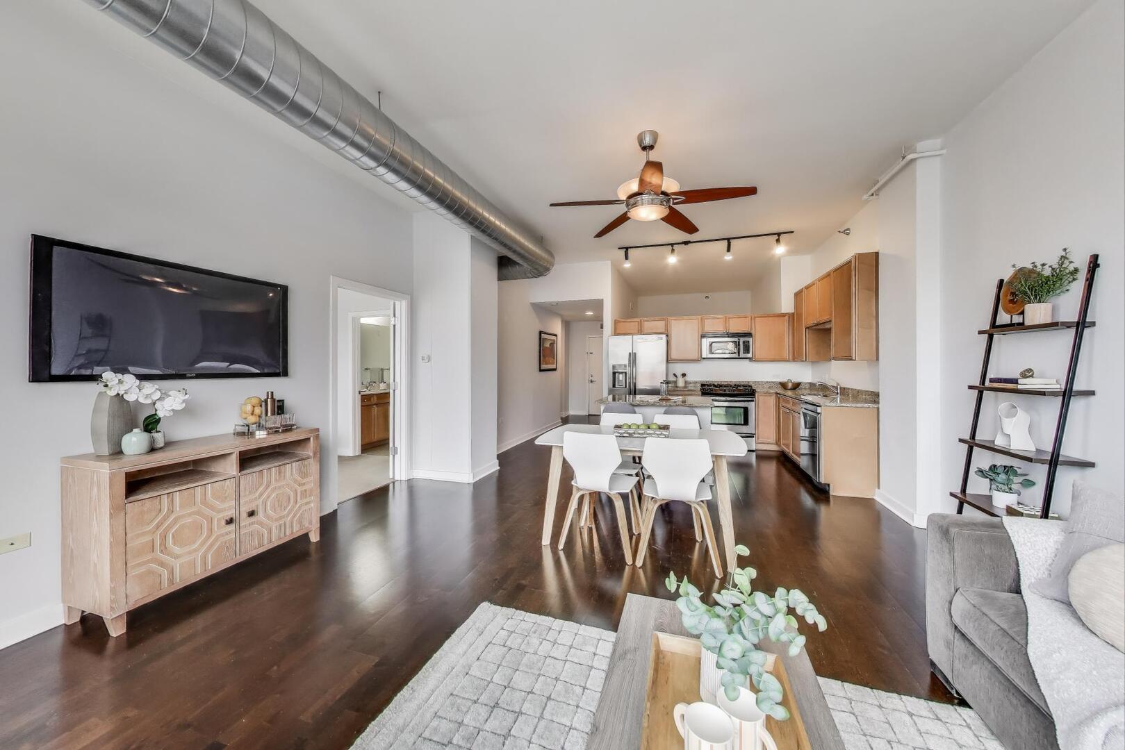 901 West Madison Street, Unit 609 Chicago, IL 60607 - Photo 7 of 28