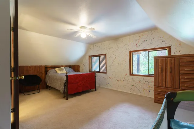 $649,999 | 22 Deer Trail, Garden Valley, ID 83622