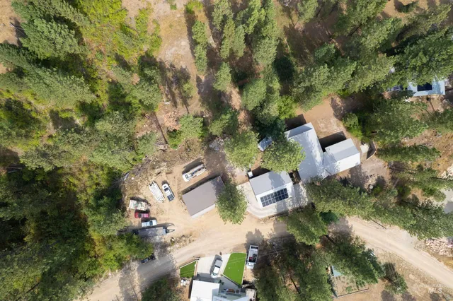 $649,999 | 22 Deer Trail, Garden Valley, ID 83622