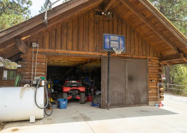 $649,999 | 22 Deer Trail, Garden Valley, ID 83622