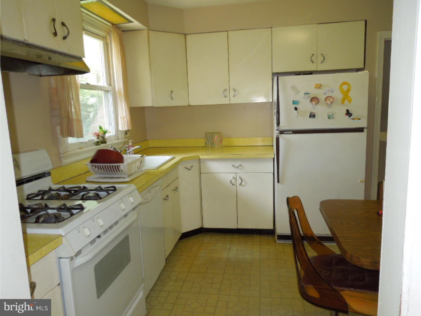 219 North Brookfield Road Cherry Hill, NJ 08034 - Photo 13 of 25