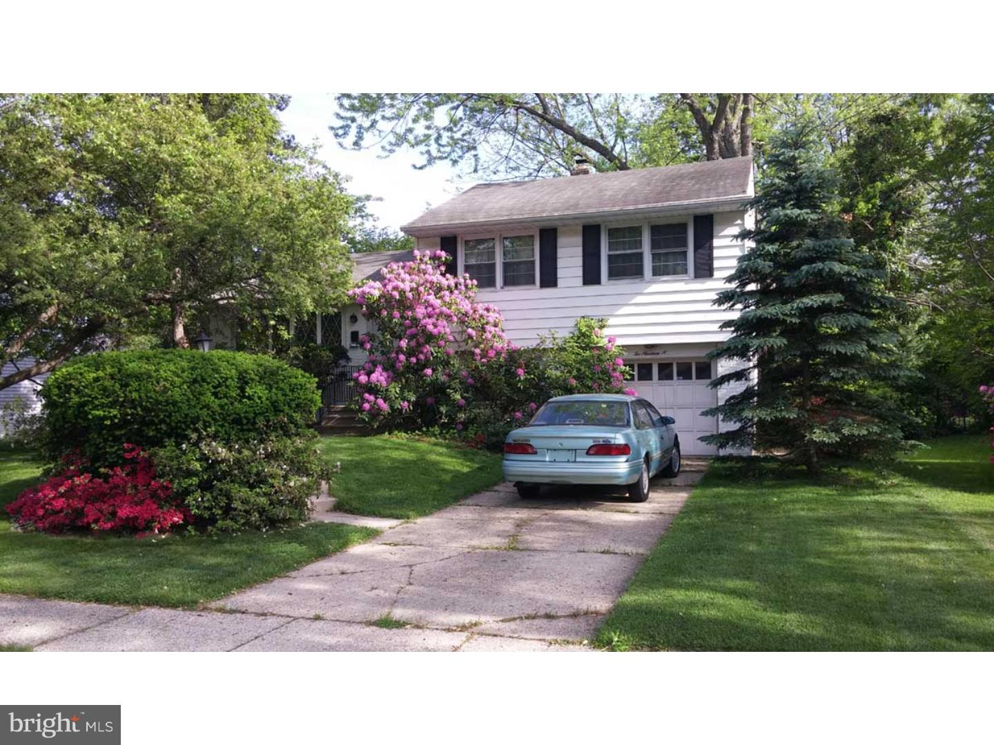 219 North Brookfield Road Cherry Hill, NJ 08034 - Photo 4 of 25