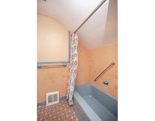 1335 Robeson Street Fall River, MA 02720 - Photo 20 of 32 Gallery Image 20