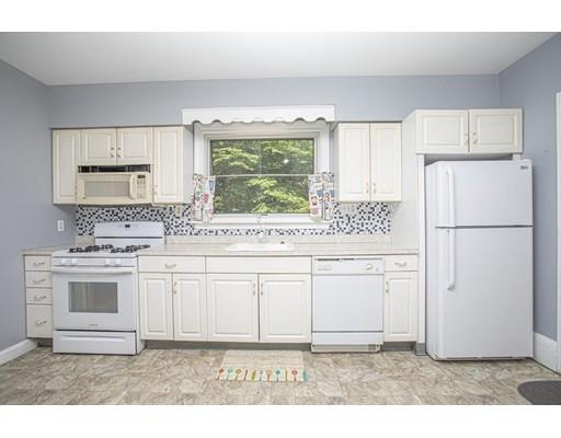 1335 Robeson Street Fall River, MA 02720 - Photo 9 of 32 Gallery Image 9