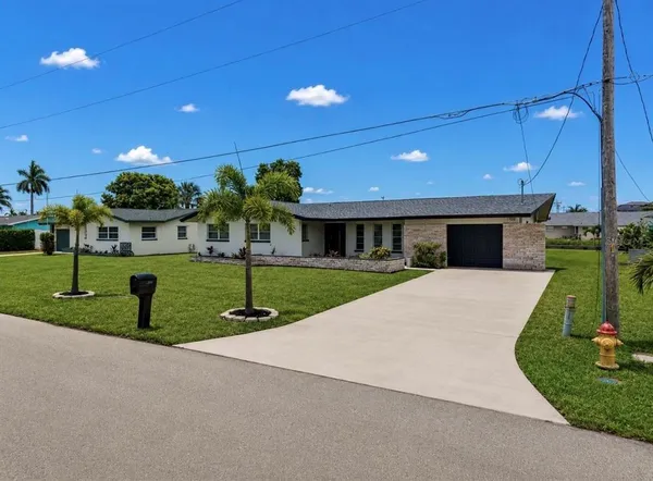 $3,000 | 1729 Bikini Court, Cape Coral, FL 33904