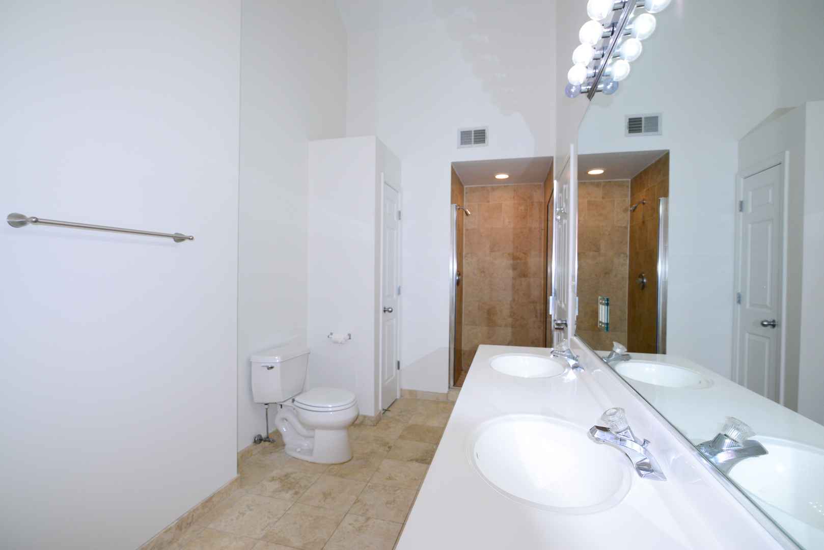 2334 West Harrison Street, Unit 4 Chicago, IL 60612 - Photo 16 of 19