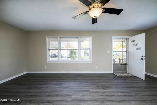 $170,000 | 517 Ruth Avenue, New Bern, NC 28560