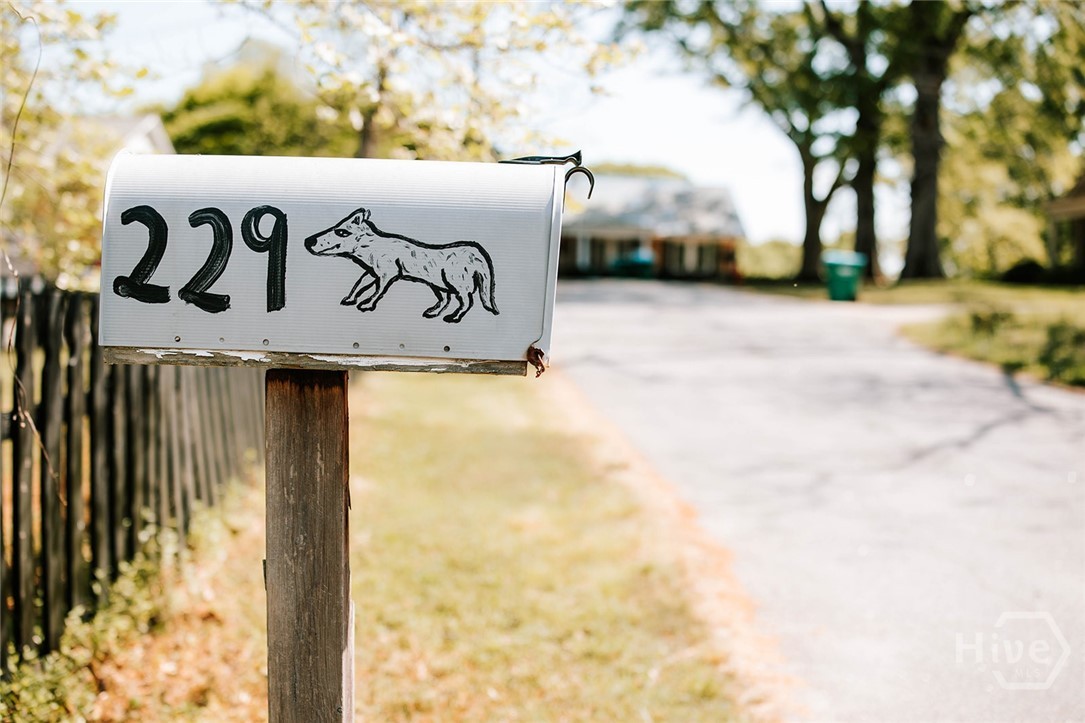 229 East Spring Street Crawford, GA 30630 - Photo 2 of 39