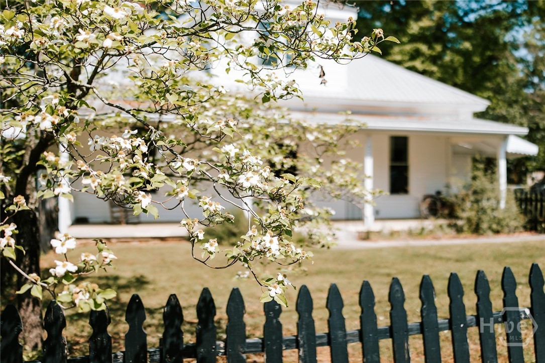 229 East Spring Street Crawford, GA 30630 - Photo 3 of 39