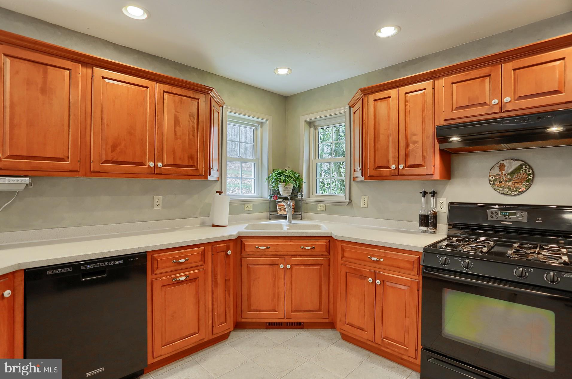 395 Paradise Road Denver, PA 17517 - Photo 14 of 35