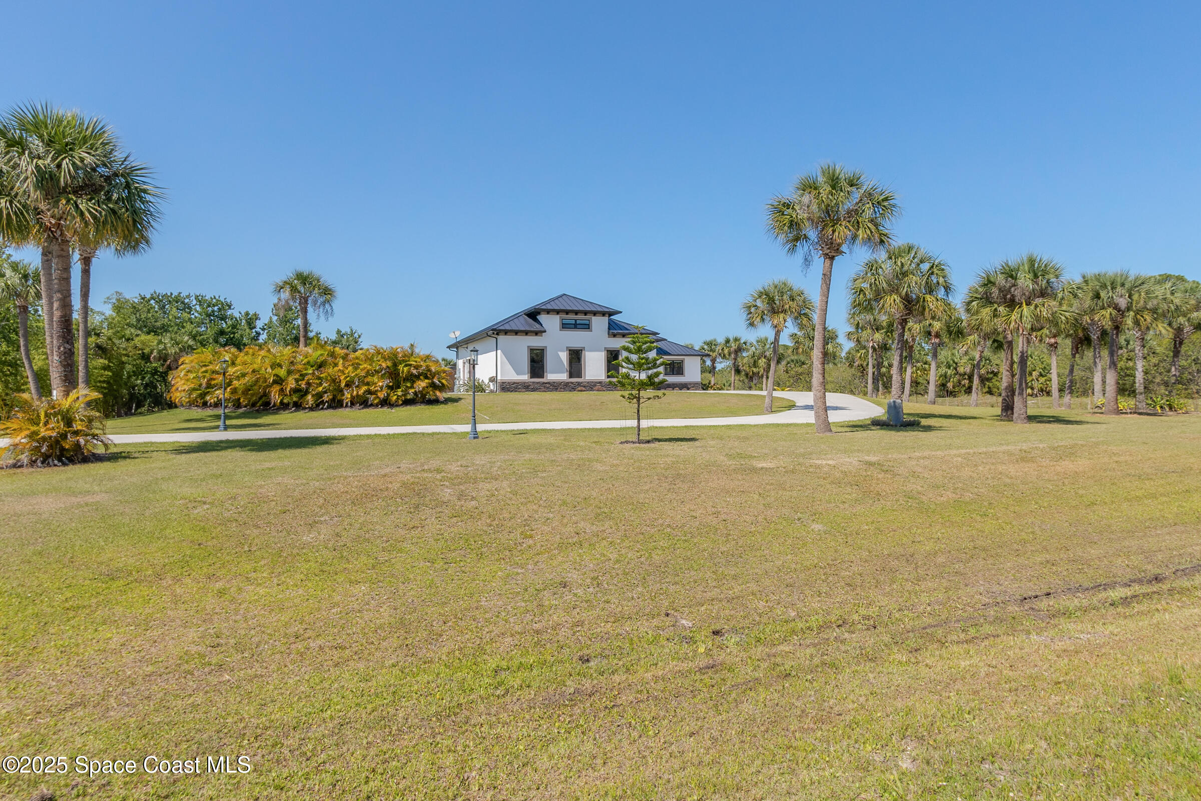 300 Pinto Lane Palm Bay, FL 32909 - Photo 47 of 70 300-Pinto-102.jpg-FULL