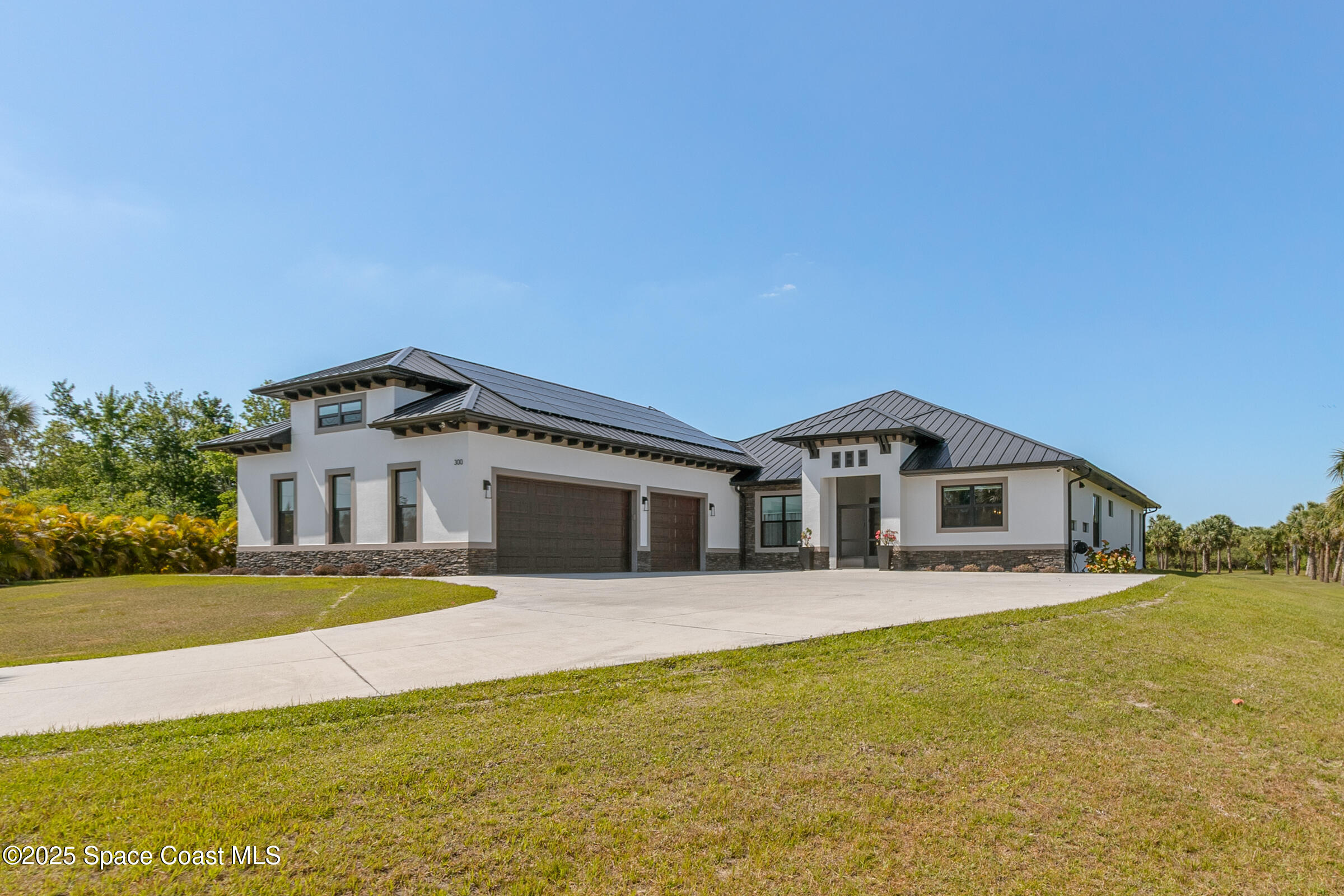 300 Pinto Lane Palm Bay, FL 32909 - Photo 7 of 70 300-Pinto-100.jpg-FULL