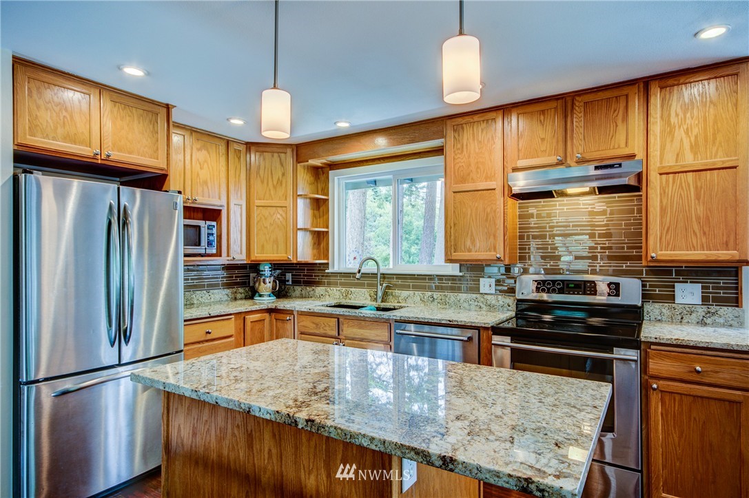 3169 Green Road Oak Harbor, WA 98277 - Photo 11 of 25 Gallery Image 11