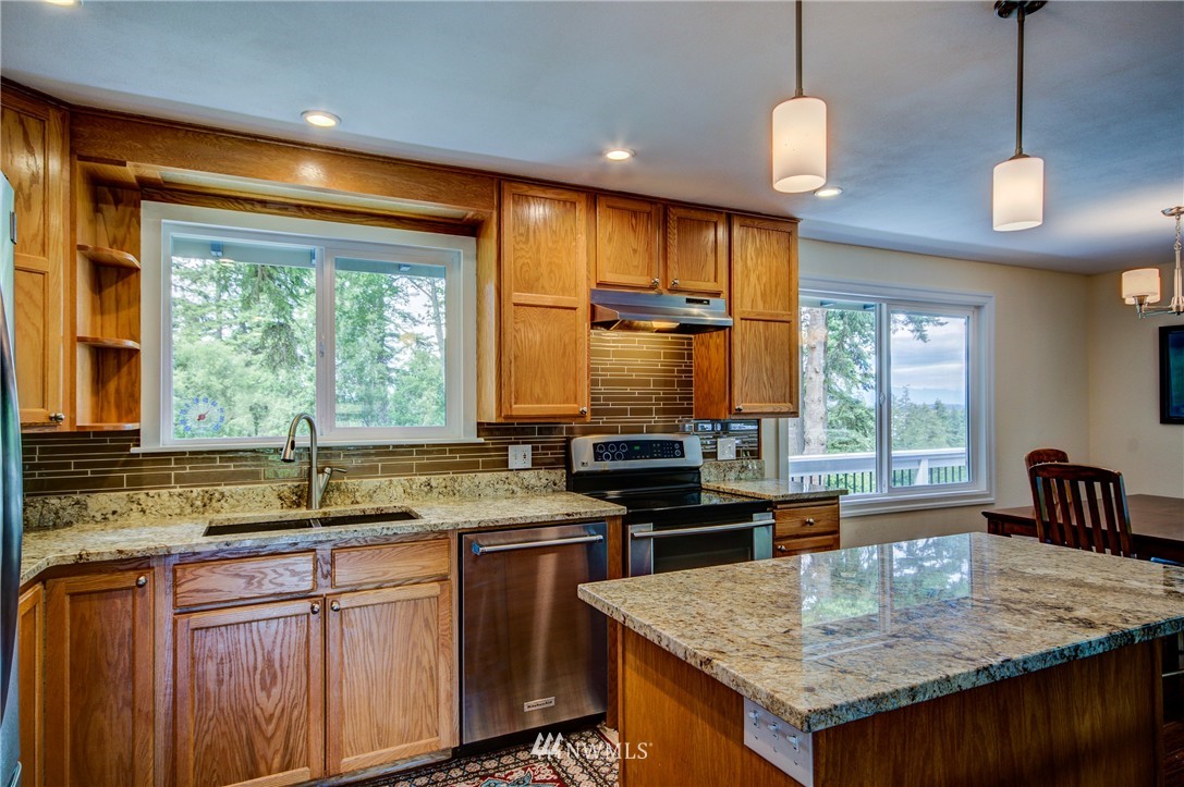 3169 Green Road Oak Harbor, WA 98277 - Photo 12 of 25 Gallery Image 12