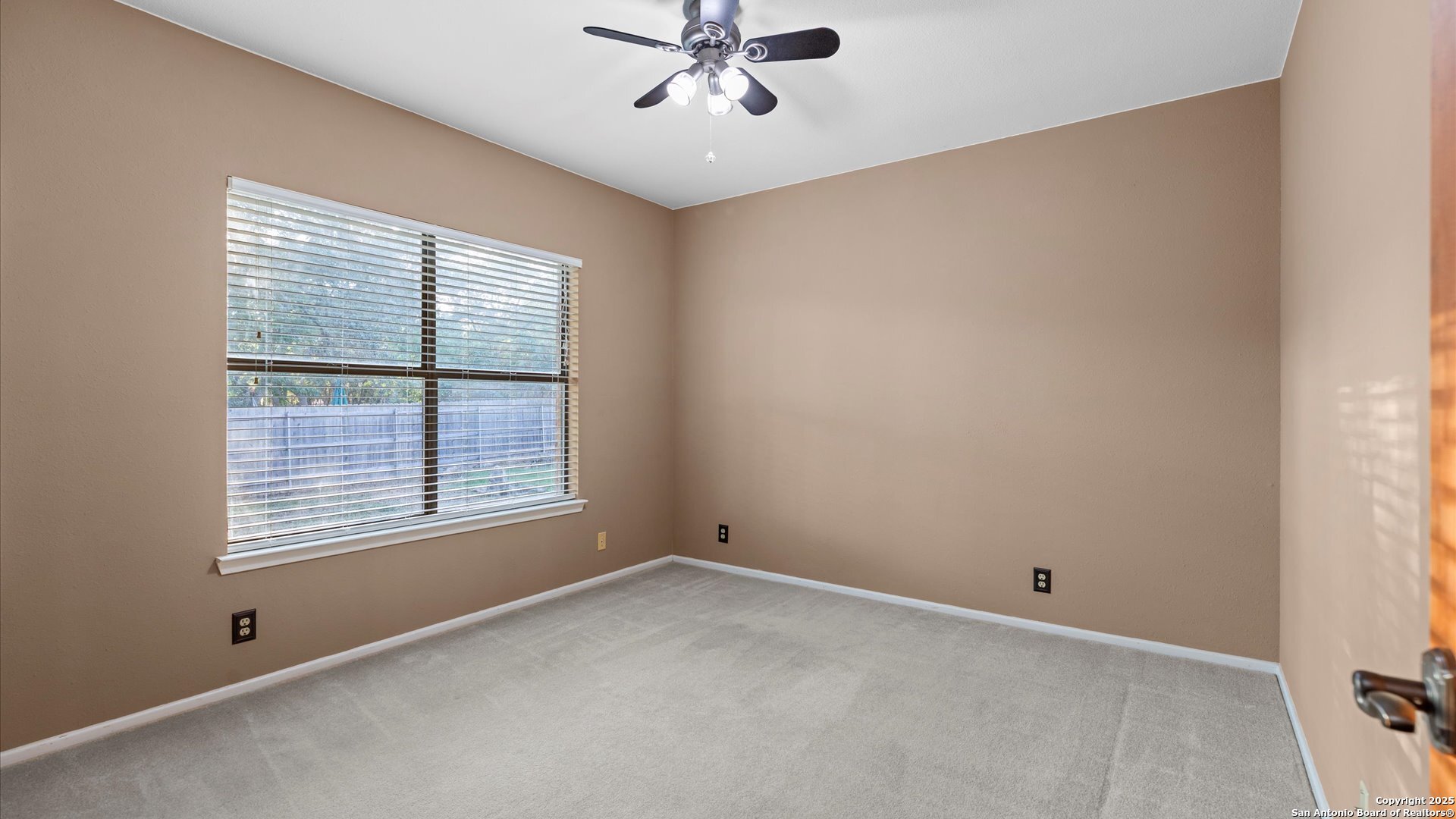 9521 Sumac Circle Garden Ridge, TX 78266 - Photo 35 of 51