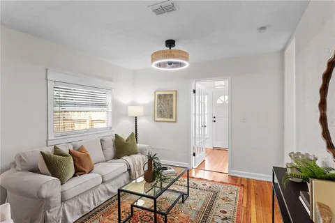 $472,500 | 1175 Highland Court North, St. Petersburg, FL 33701