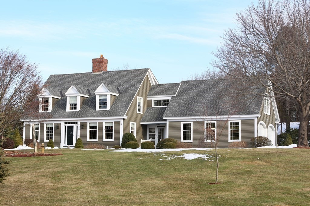 26 Coleman Road Groveland, MA 01834 - Photo 1 of 42 Gallery Image 1