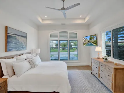 $7,495,000 | 5120 Northeast 31st Avenue, Lighthouse Point, FL 33064