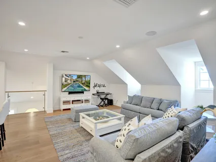 $7,495,000 | 5120 Northeast 31st Avenue, Lighthouse Point, FL 33064