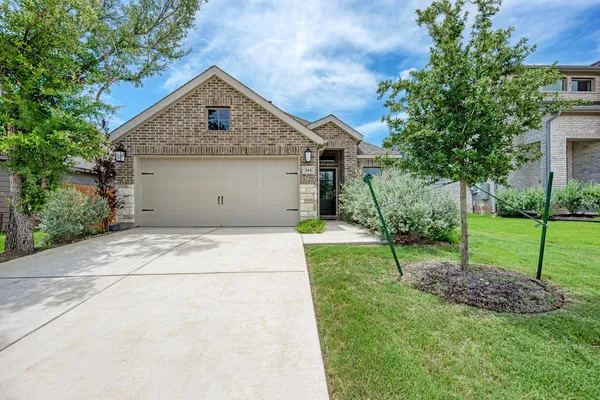 $2,350 | 144 Danielson Street, Liberty Hill, TX 78642
