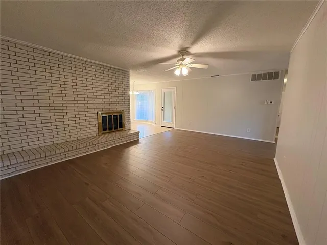 $2,000 | 3722 Tulane Circle, Garland, TX 75043