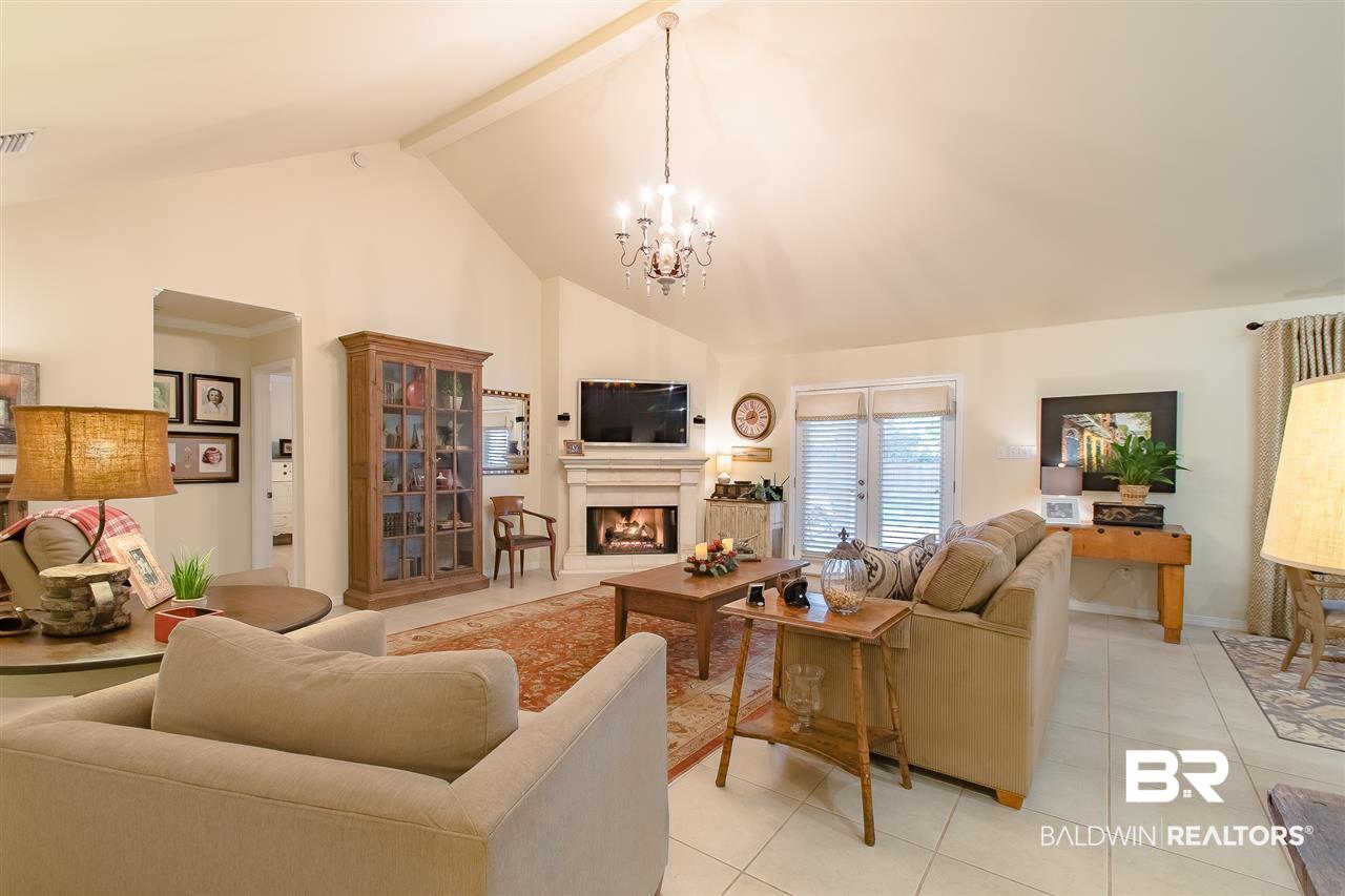 1401 North Alston Street Foley, AL 36535 - Photo 3 of 43 Living Room