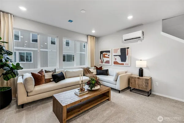 $554,950 | 34156 Emerald Ridge Avenue Southeast, Black Diamond, WA 98010