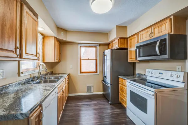 $279,000 | 1019 Beltrami Avenue Northwest, Bemidji, MN 56601