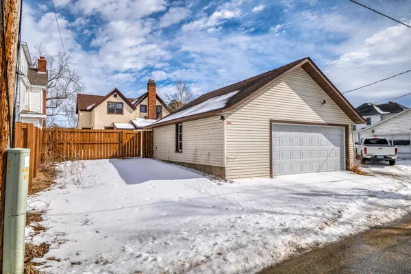 $279,000 | 1019 Beltrami Avenue Northwest, Bemidji, MN 56601
