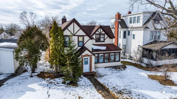 $279,000 | 1019 Beltrami Avenue Northwest, Bemidji, MN 56601