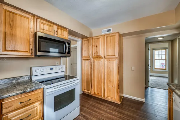 $279,000 | 1019 Beltrami Avenue Northwest, Bemidji, MN 56601