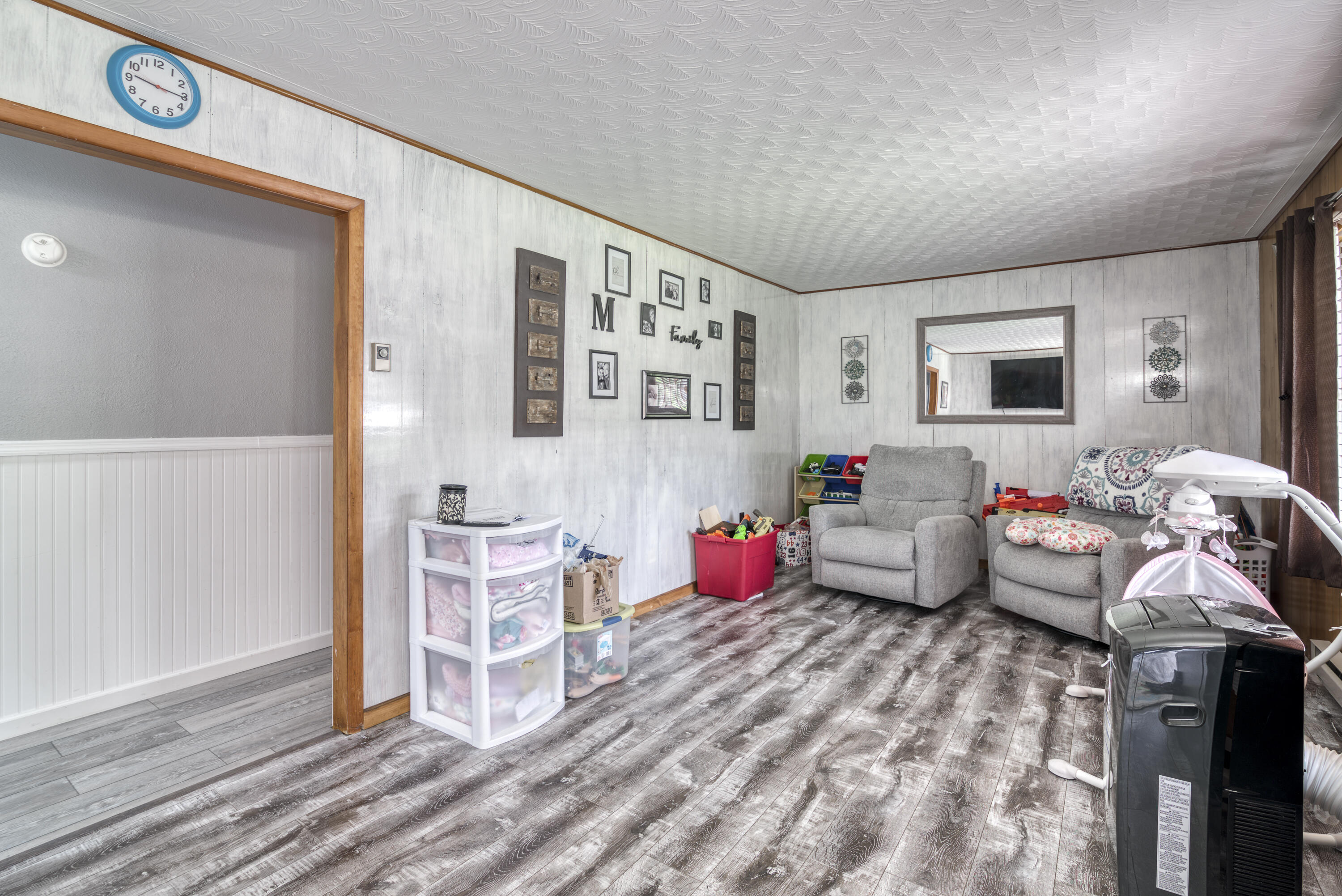 148 Hassen Heights Road Bristol, VA 24201 - Photo 4 of 26 148-Hassen-Heights-Bristol-VA Highlands-