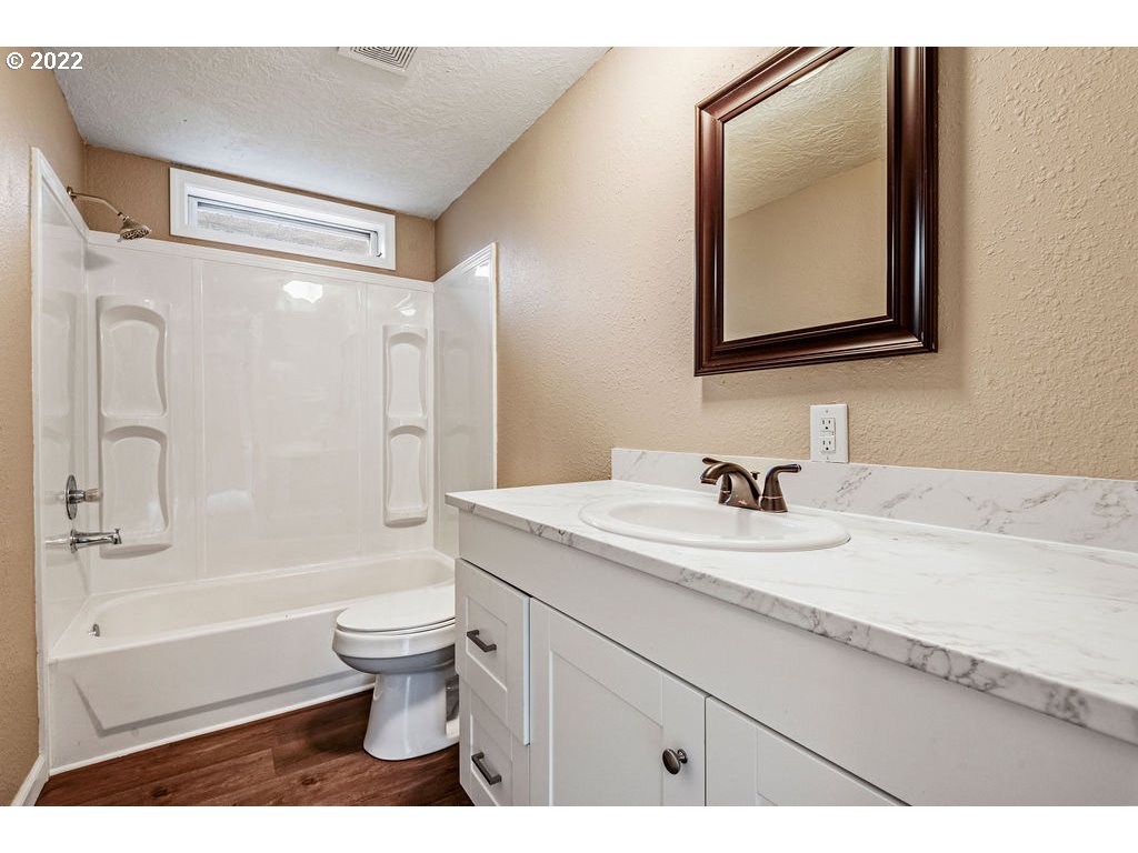 520 Clark Creek Road Longview, WA 98632 - Photo 14 of 32 Gallery Image 14